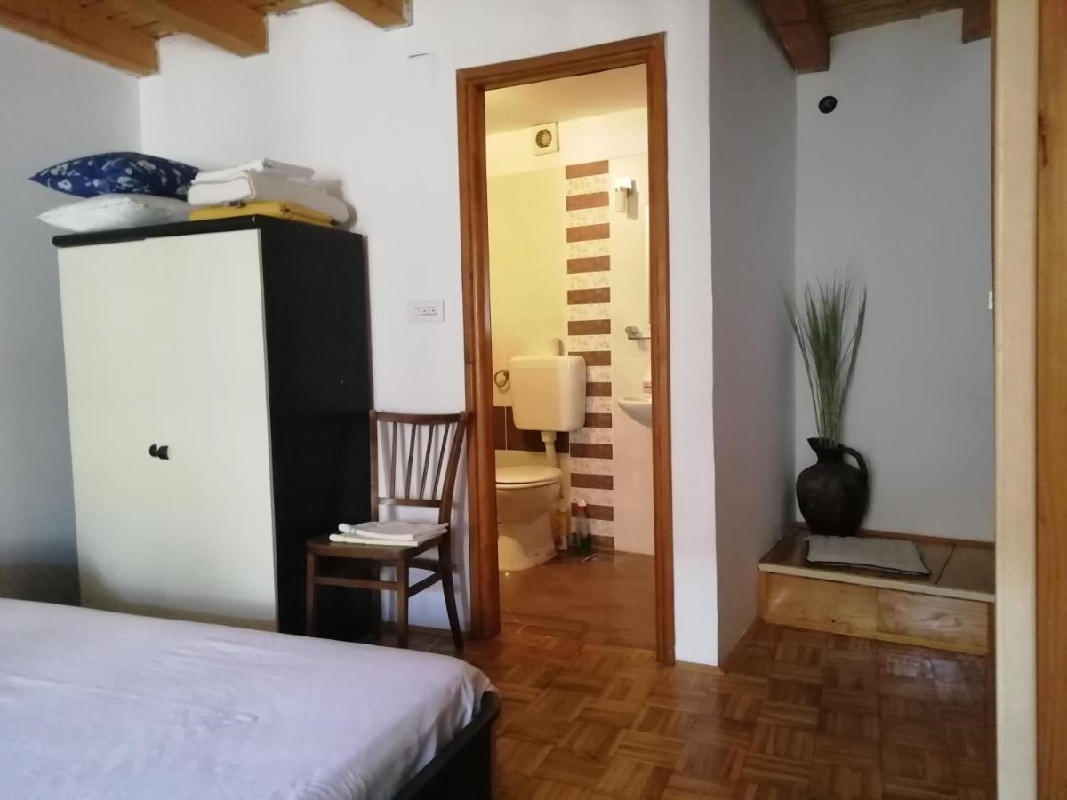 Nice Room - Centar - WiFi Cres Exterior foto