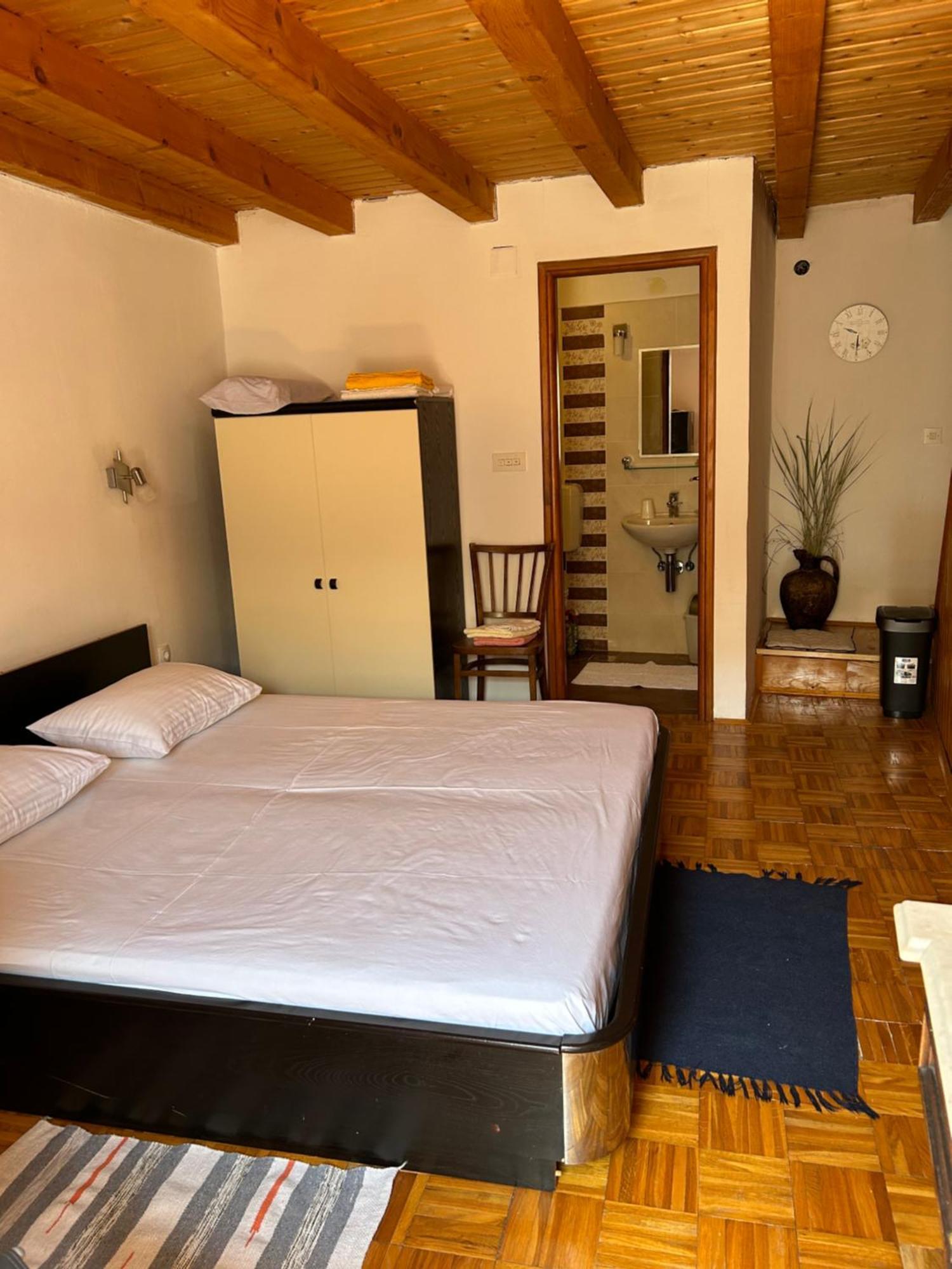 Nice Room - Centar - WiFi Cres Exterior foto
